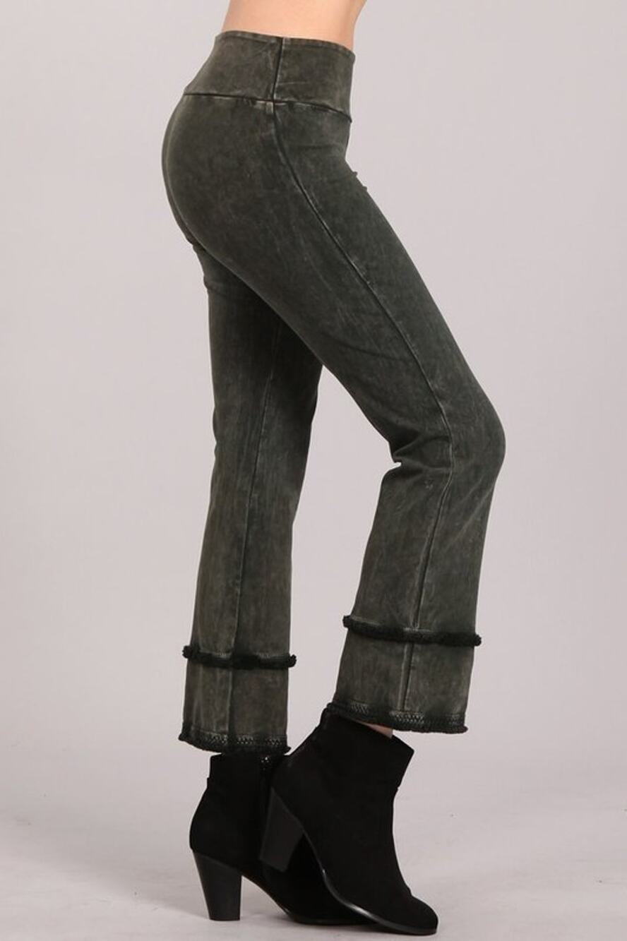 Chatoyant Mineral Wash Cropped Straight Fit Dark Moss Large